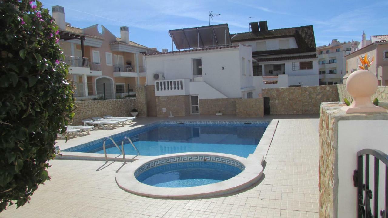 Cabrita Apartment
